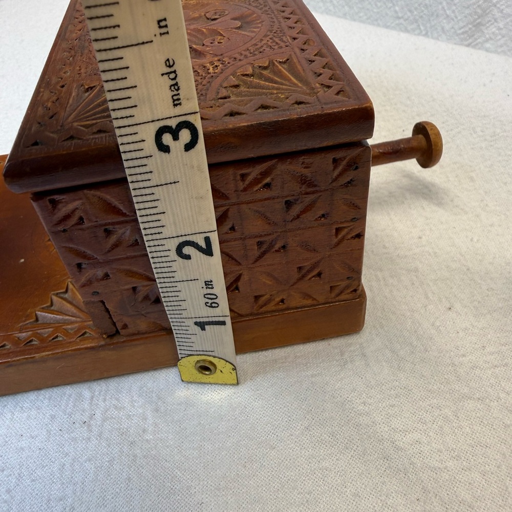 SOLD. VTG Carved Wood Cigarette Dispenser - Picture 8 of 8